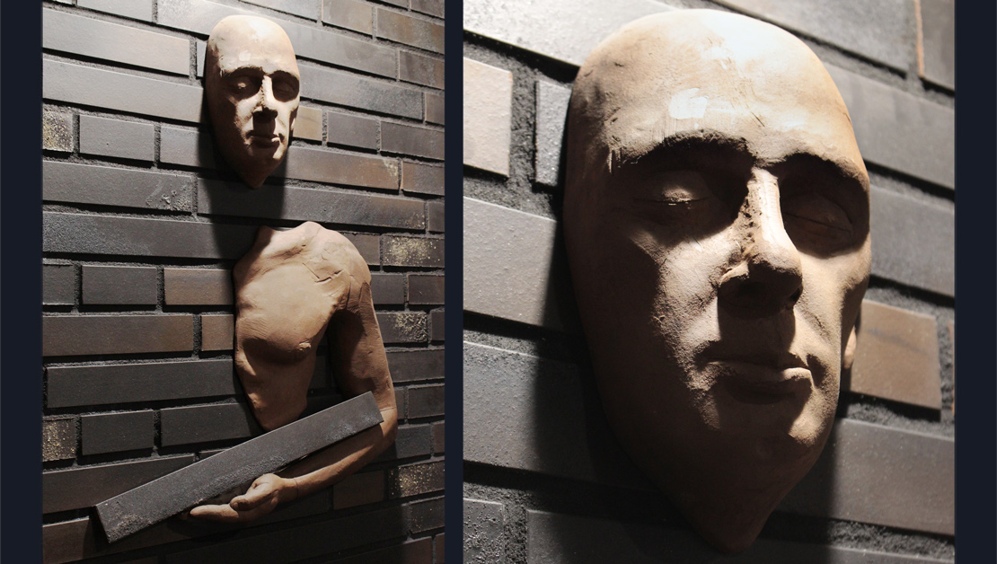 Figura ceramiczna na ekspozycji targowej King Klinker